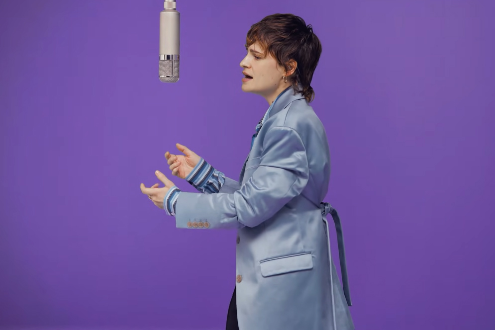 Read more about the article Christine and the Queens @ Colors Show